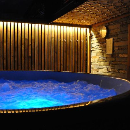 Willa Jodla Jacuzzi&Sauna โปโรนิน ภายนอก รูปภาพ