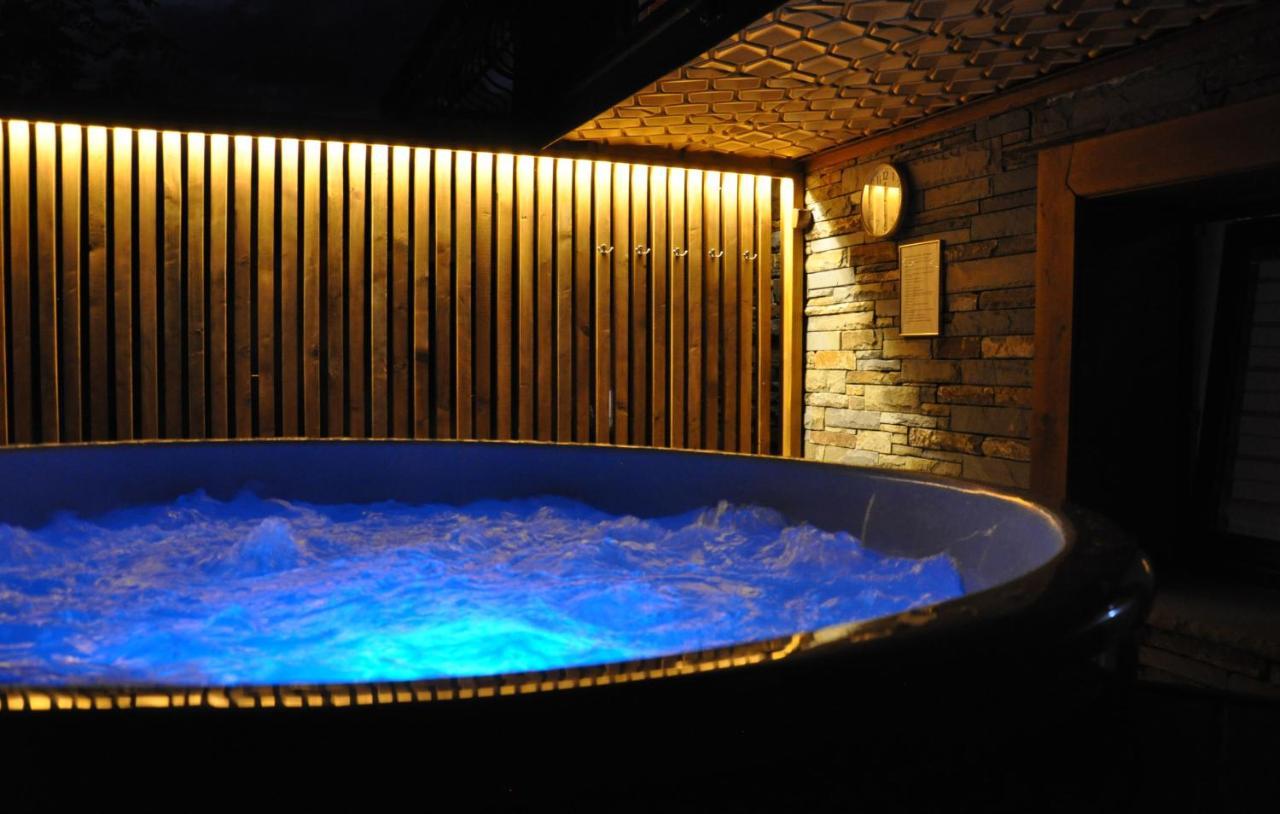 Willa Jodla Jacuzzi&Sauna โปโรนิน ภายนอก รูปภาพ